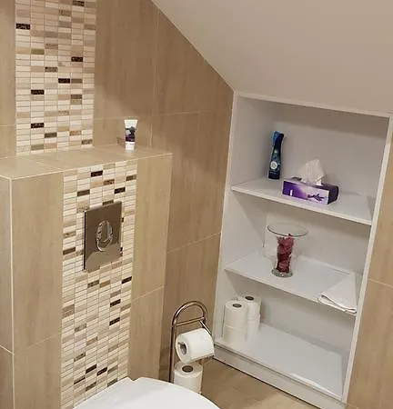 Tündérlak Apartman *