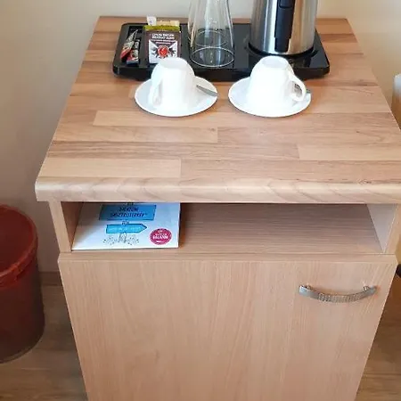 Tuenderlak Vendeghaz *