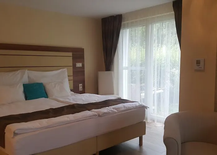 Tuenderlak Vendeghaz