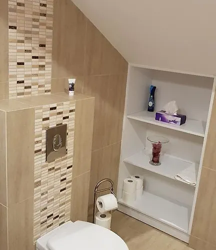 Tuenderlak Vendeghaz Apartment *