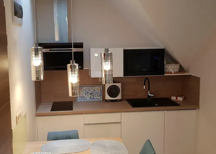 Apartment Tuenderlak Vendeghaz *