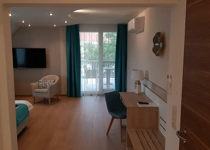 Tuenderlak Vendeghaz *