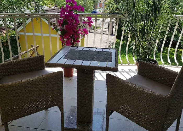 Apartment Tuenderlak Vendeghaz *