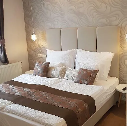 Apartment Tuenderlak Vendeghaz Balatonfüred